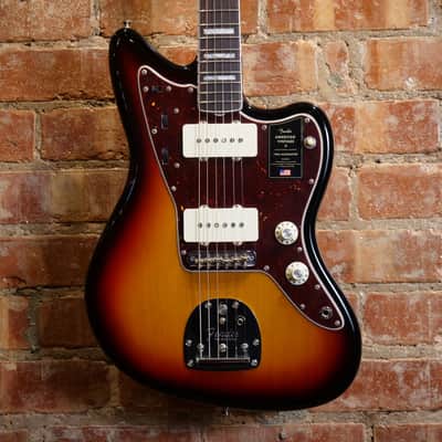 Fender American Vintage II 1966 Jazzmaster - 3-Colour Sunburst image 1