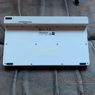 IK Multimedia UNO Drum Analog/PCM Drum Machine 2019 - Present - White / Black image 2