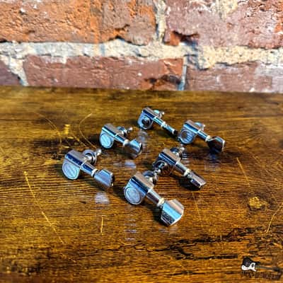 Economy 6 in Line 10mm Tuners (2000s - Chrome) image 1