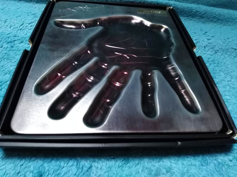 Steve Vai Young Guitar Magazine Master Hands 2015 | Reverb Sweden