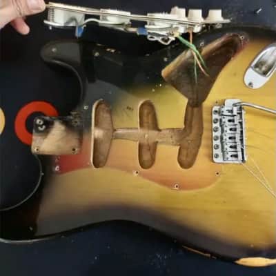FENDER - STRATOCASTER USA 1969 3TS RW NITRO image 11