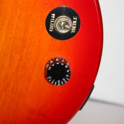 2003 Epiphone Special Model Sunburst With Gig Bag image 5