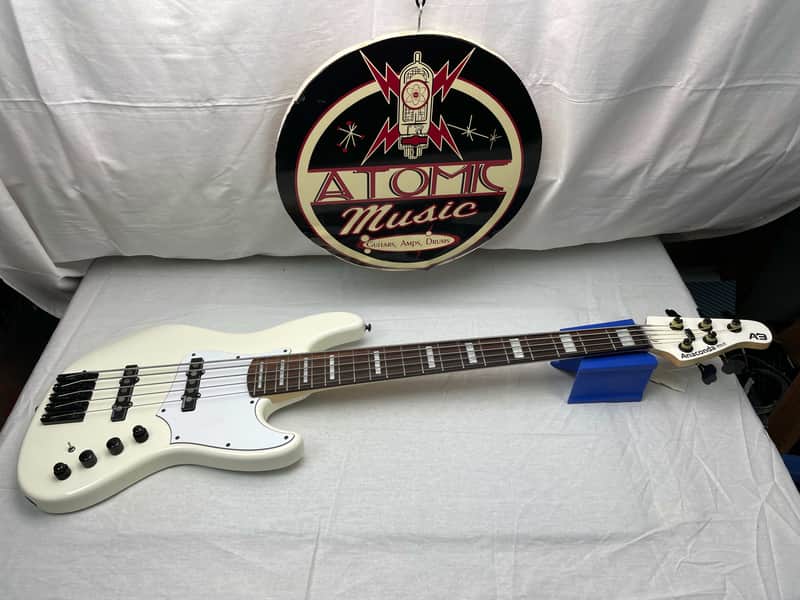 Anaconda Ultra J5 Essence 5-string J-style Bass 2021 image 1