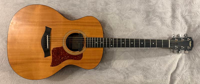 Taylor 214 (2003) - satin (all solid - made in USA) image 1