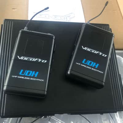 VocoPro Dual Channel UHF Wireless Mic System UDH-DUAL-B2 907.2, 909.8 image 2
