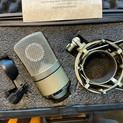MXL 990 microphone 2012 image 1