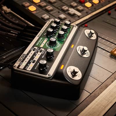 Boss RE-202 Space Echo Delay/Reverb Pedal image 14