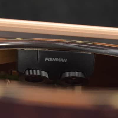 Eastman E2D-DLX-SB Solid Cedar/Sapele Dreadnought Sunburst Truetone Gloss image 5