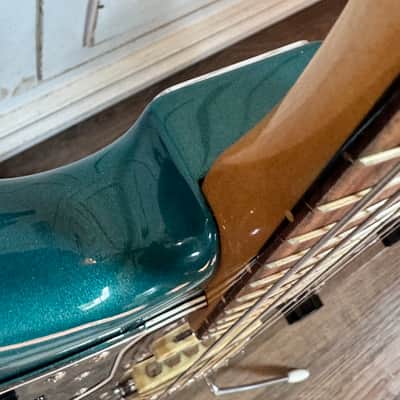 Fender Vintera '60s Jaguar with Pau Ferro Fretboard 2019 - 2023 - Ocean Turquoise image 11