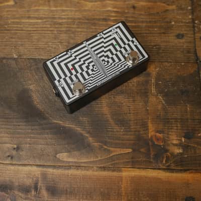 EarthQuaker Devices Flexi Loops Dual Effects Loop Switcher image 2