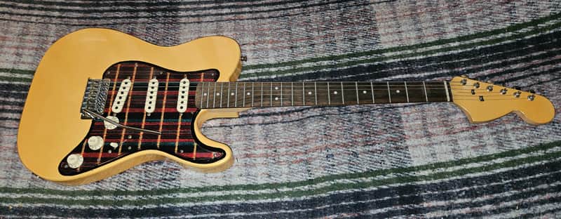 Unbranded Hybrid Telecaster Strat SSS 2024 - Yelloish image 1