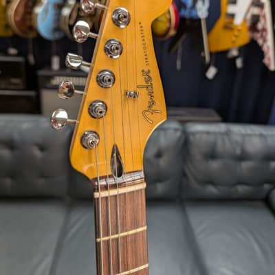 Fender Player II Stratocaster HSS 2024 - Present - Transparent Cherry Burst image 13