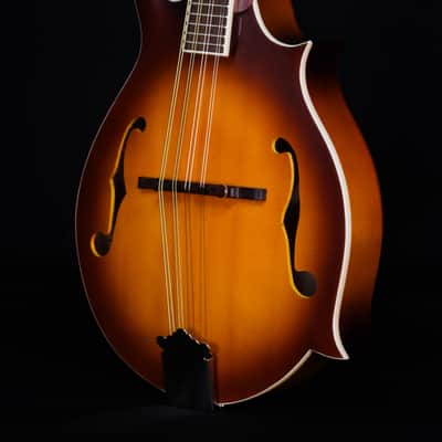Epiphone F-5 Studio Mandolin with Premium Gig Bag, Vintage Sunburst Satin image 2