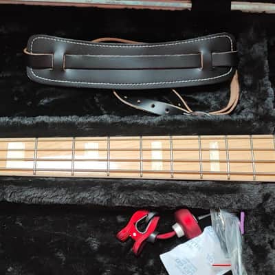 Beautiful 2021 Never Played Sire Marcus Miller Fireglow Swamp Ash Jazz Bass w/ HSC image 8