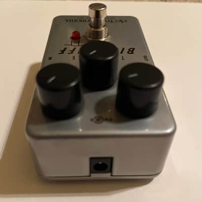 Electro-Harmonix Triangle Big Muff Pi Reissue 2010s - Silver image 5