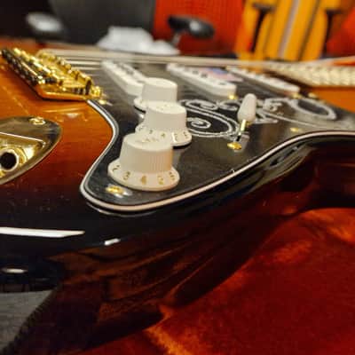 Fender Stevie Ray Vaughan American Stratocaster BRAND NEW 3-Color Sunburst USA Signature Electric guitar image 11
