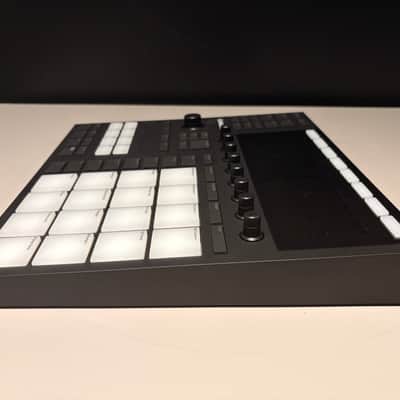 Immagine Native Instruments Maschine MKIII - 4