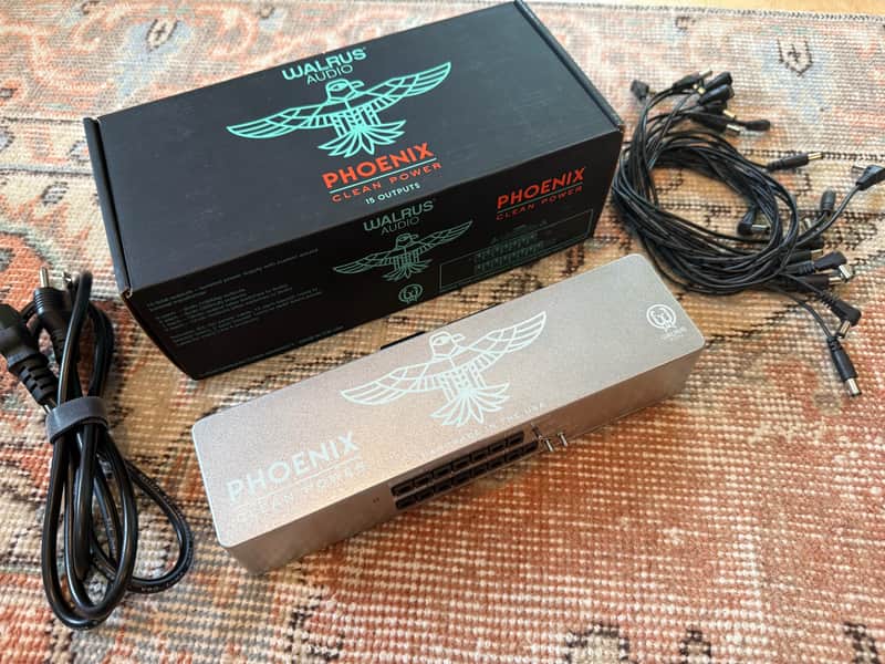 Walrus Audio Phoenix 120V Clean Power Supply Limited Edition - Platinum Series