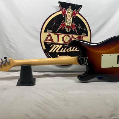 Fender American Elite Stratocaster Strat Electric Guitar - 3-Color Sunburst image 8
