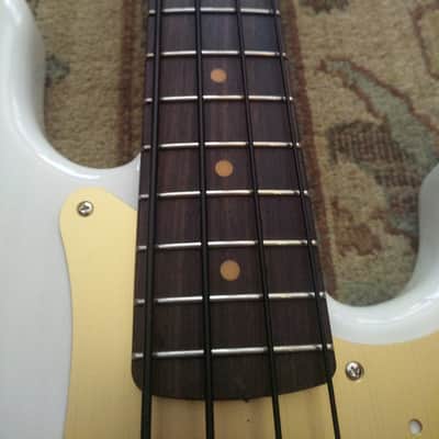Fender Precision Bass 2019 -Mary Kaye White with Rosewood Neck image 8