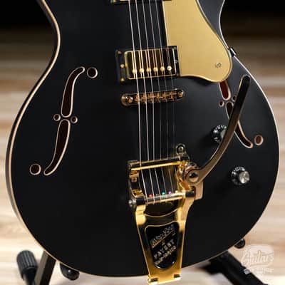 Veritas 503 FiveOThree Semi-Hollow Guitar w/ Bigsby – Black Hard Satin image 3