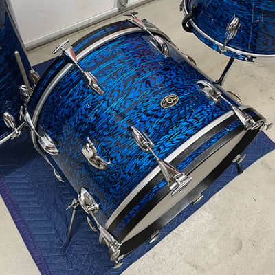 Vintage 1960s Slingerland 13/16/20 Drum Set in Blue Agate image 5