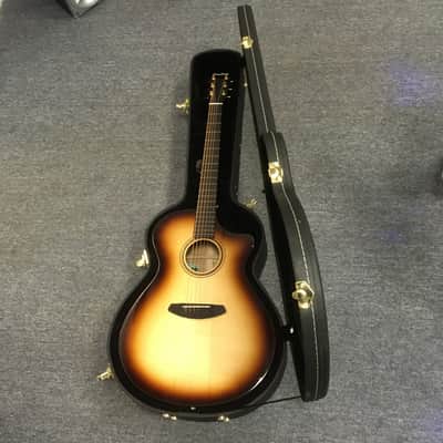Breedlove Artista Pro Concerto Burnt Amber CE European-Myrtlewood w/Case image 7