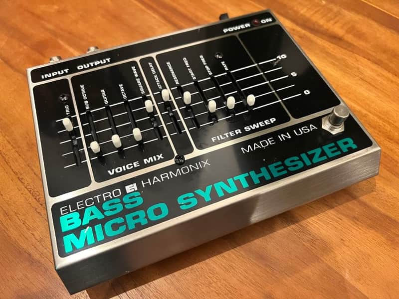 Electro-Harmonix Bass Micro Synthesizer
