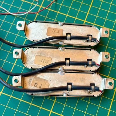 Original Seymour Duncan Brian May Pickups (Set of 3) – from 1993 Guild Red Special BM01 - Chrome image 5