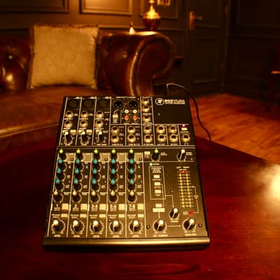 Mackie 802VLZ4 8-Channel Analog Mic / Line Mixer image 1