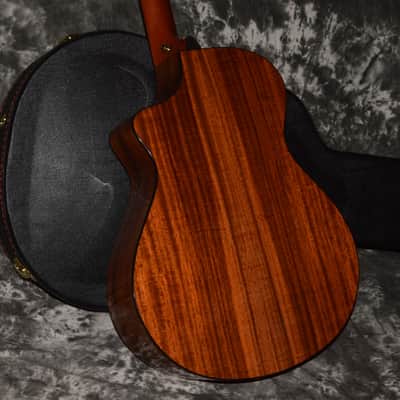 2022 Breedlove - Oregon Concert Bourbon CE Myrtlewood - Bourbon Burst image 5