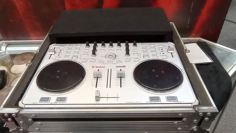 Vestax VCI-300mkII DJ Mixer (White Plains, NY) | Reverb