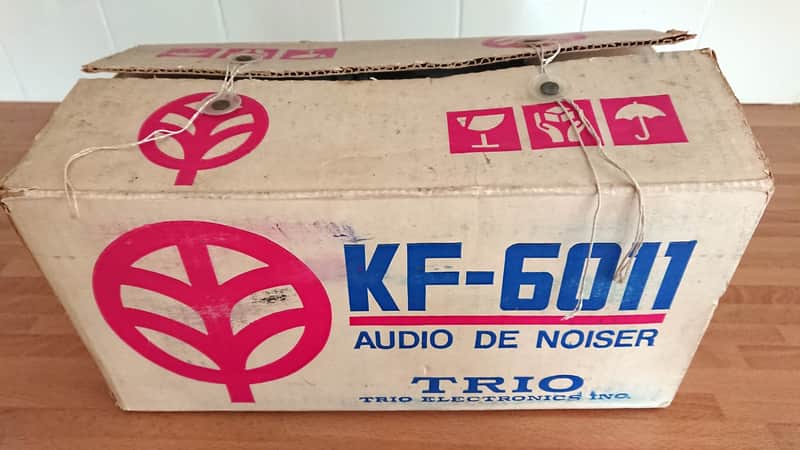 TRIO (KENWOOD) KF-6011 Solid State Audio Denoiser - In the original box image 1