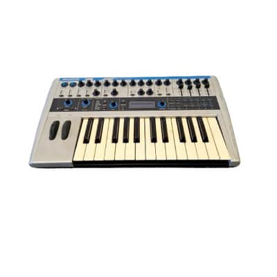 Novation K-Station Synthesizer Keyboard - Compact Design - Good