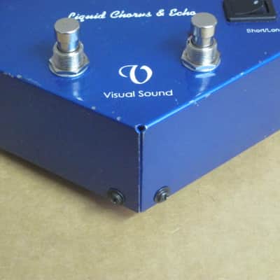 used Visual Sound H2O V1 (with cursive V) Liquid Chorus & Echo early 2000s + battery, strings, and a new set of rubber FEET (NO box / NO paperwork) image 6