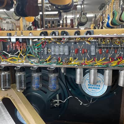 Fender 57 Twin amplifier 5E8-A Early 2000,s/2004? - Tweed image 10