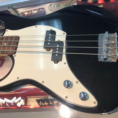 Fullerton 4 Stings Electric Bass Guitar - Black And White image 7