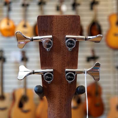 Martin 000C Jr E Bass Spruce/Sapele Acoustic-Electric Bass Guitar Natural w/Padded Gig Bag image 8