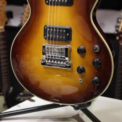 Fender Flame Elite with Kahler Tremolo 1985/1986; Autumn Burst; w/ case image 3