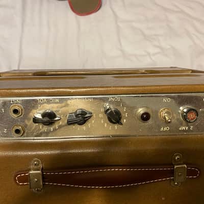Fender Deluxe Amplifier 1958 - Brown Tolex image 4