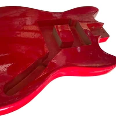 Mustang Offset Style Guitar Glossy Red Body image 3