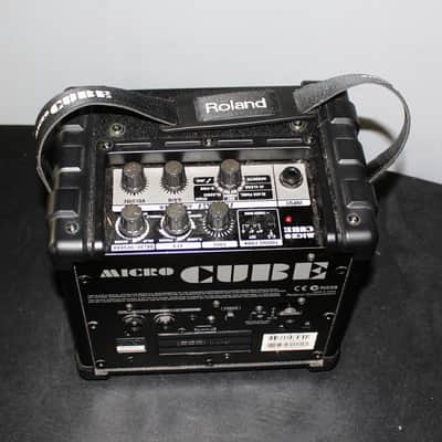 Roland Micro Cube 2-Watt 1x5" Guitar Combo 2004 - 2014 - Black image 5
