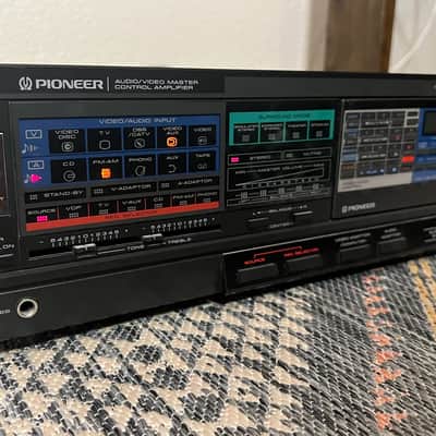 Vintage Pioneer SA-V70 1986 Receiver with Detachable Remote- Black image 7