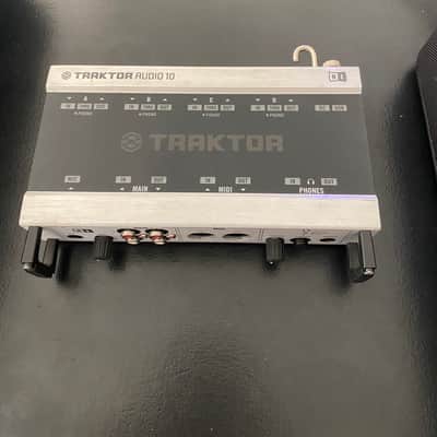 Native instruments Audio 10 Traktor Scratch image 1