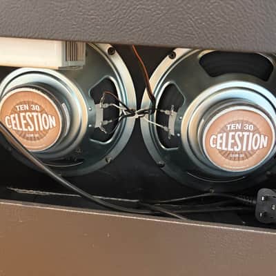 Fender ’68 Custom Vibrolux Reverb 2x10 Valve Combo – Celestion Speakers + Footswitch & Cover Bild 13