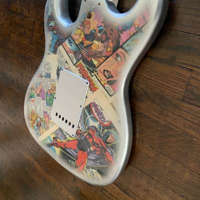 Fender Stratocaster 2020 Comic book silver burst image 8