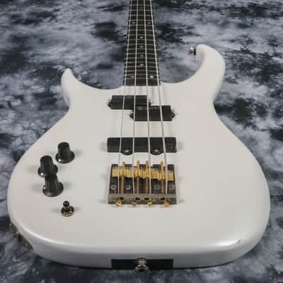Vintage Modulus Bass Left Handed Pearl White 1983 image 5