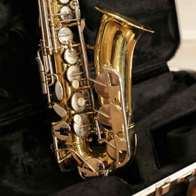 Conn Selmer Alto Selmer M20 Alto w/case - Used Saxophone w/case image 3