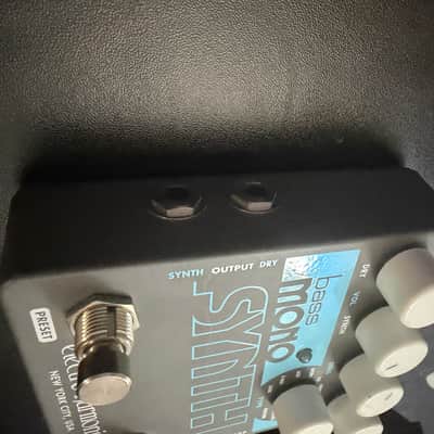 Electro-Harmonix Bass Mono Synth 2019 - Present - Gray image 4