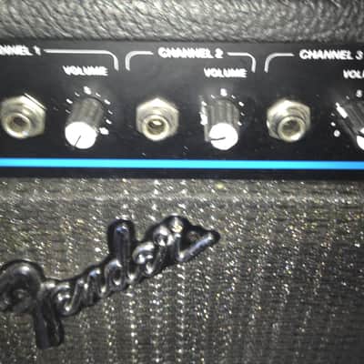 Fender KXR 100 Amplifier image 3